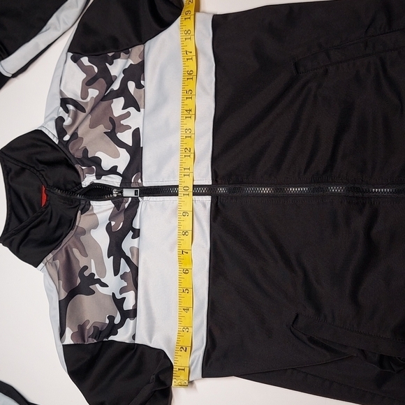 LR Scoop Camouflage Jacket Size Small - Picture 14 of 15